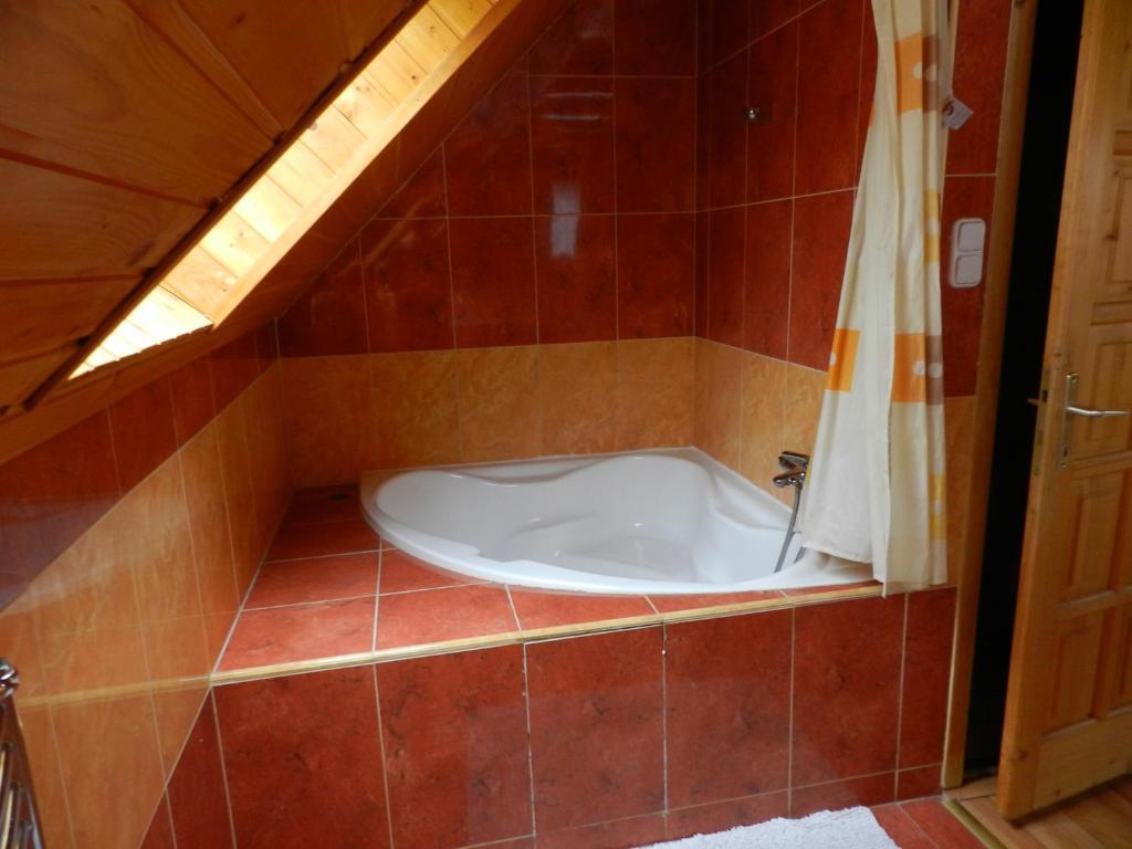 Hotel Platán Panzió Dobogoko Habitación foto